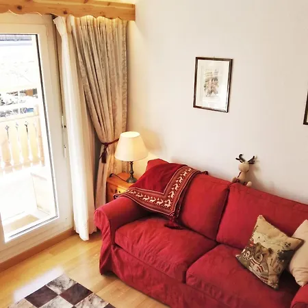 Spacious In With Mountain View Appartement