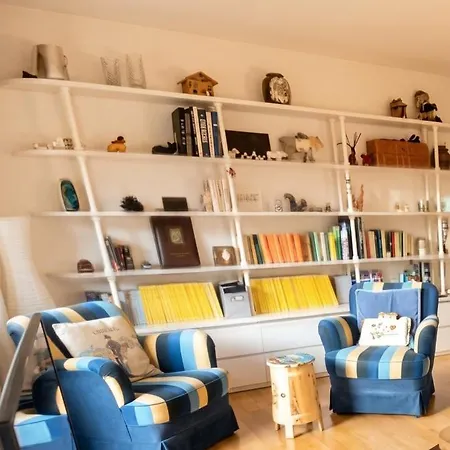 Appartement Spacious In With Mountain View Lens